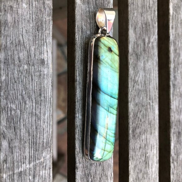 Pale Green Labradorite & Sterling Silver Pendant NWOT - Picture 4 of 6